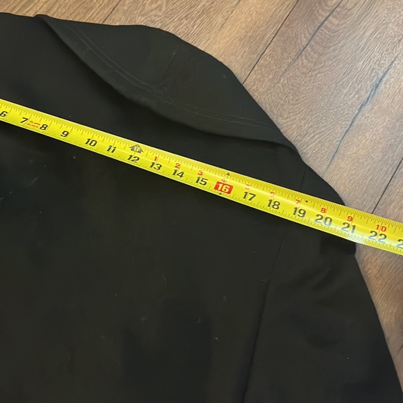 Alorna 100% woollong black coat with shoulder pads - Picture 14 of 14